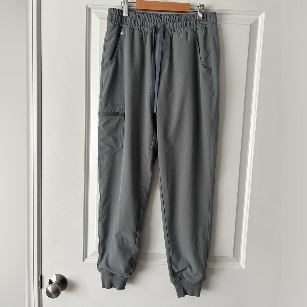 Women's Dark Sage High Waisted Zamora™ Fionlite™
Lined - Jogger Scrub Pants